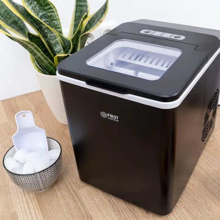 Ледогенератор FIRST FA-5104-1, 150W, 1.8 литра, 12 кг./24 часа, Черен, (15888)