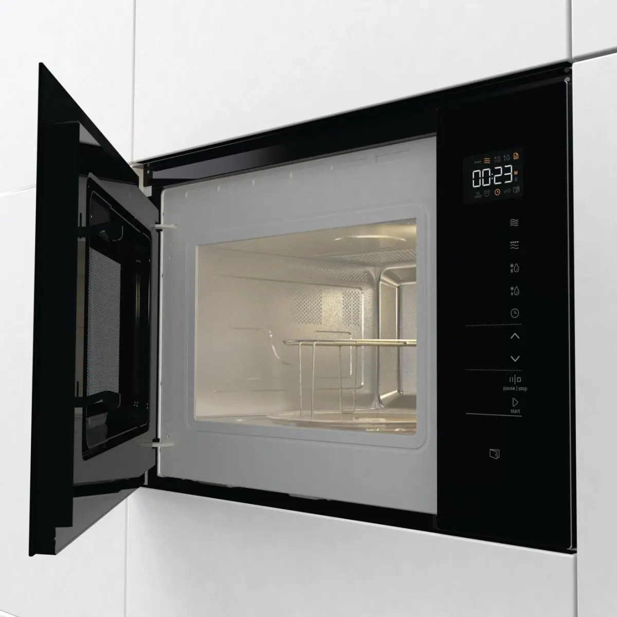 Микровълнова фурна за вграждане Gorenje BMI251SG3BG, 25 литра, грил, черен, (13650): Отворена фурна отвътре